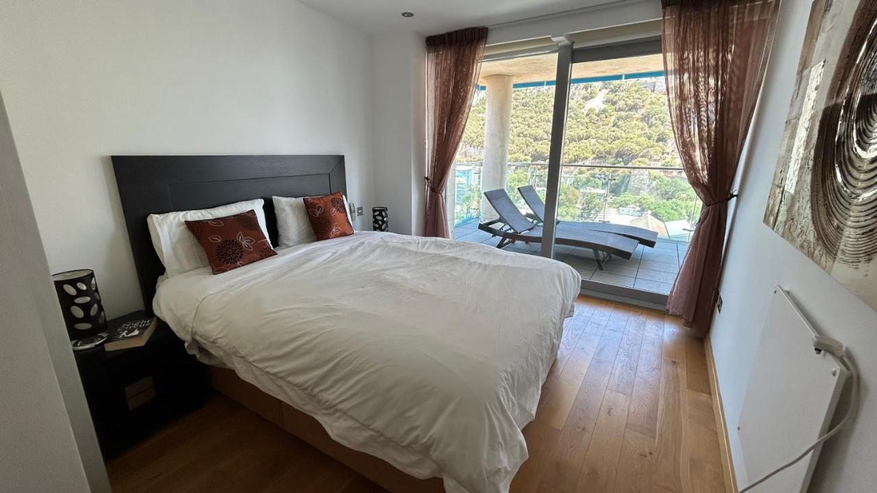 Ocean Village Luxury 2 Bed 2 Bath Apartment - Amazing Views - Pools And Jacuzzis Gibraltar Exterior foto